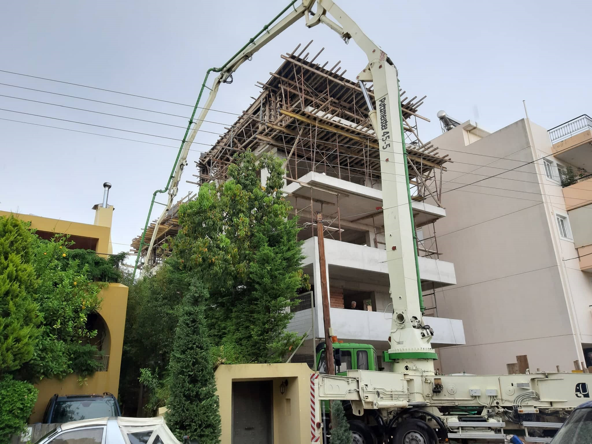 66398625_350448198960625_700462020121591808_n